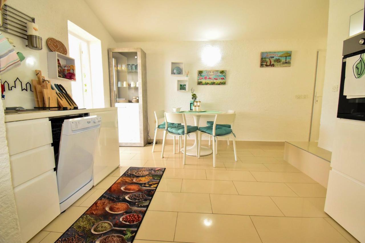 Villa Kristina Rab Supetarska Draga Ngoại thất bức ảnh