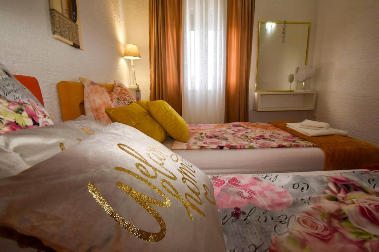 Villa Kristina Rab Supetarska Draga Ngoại thất bức ảnh