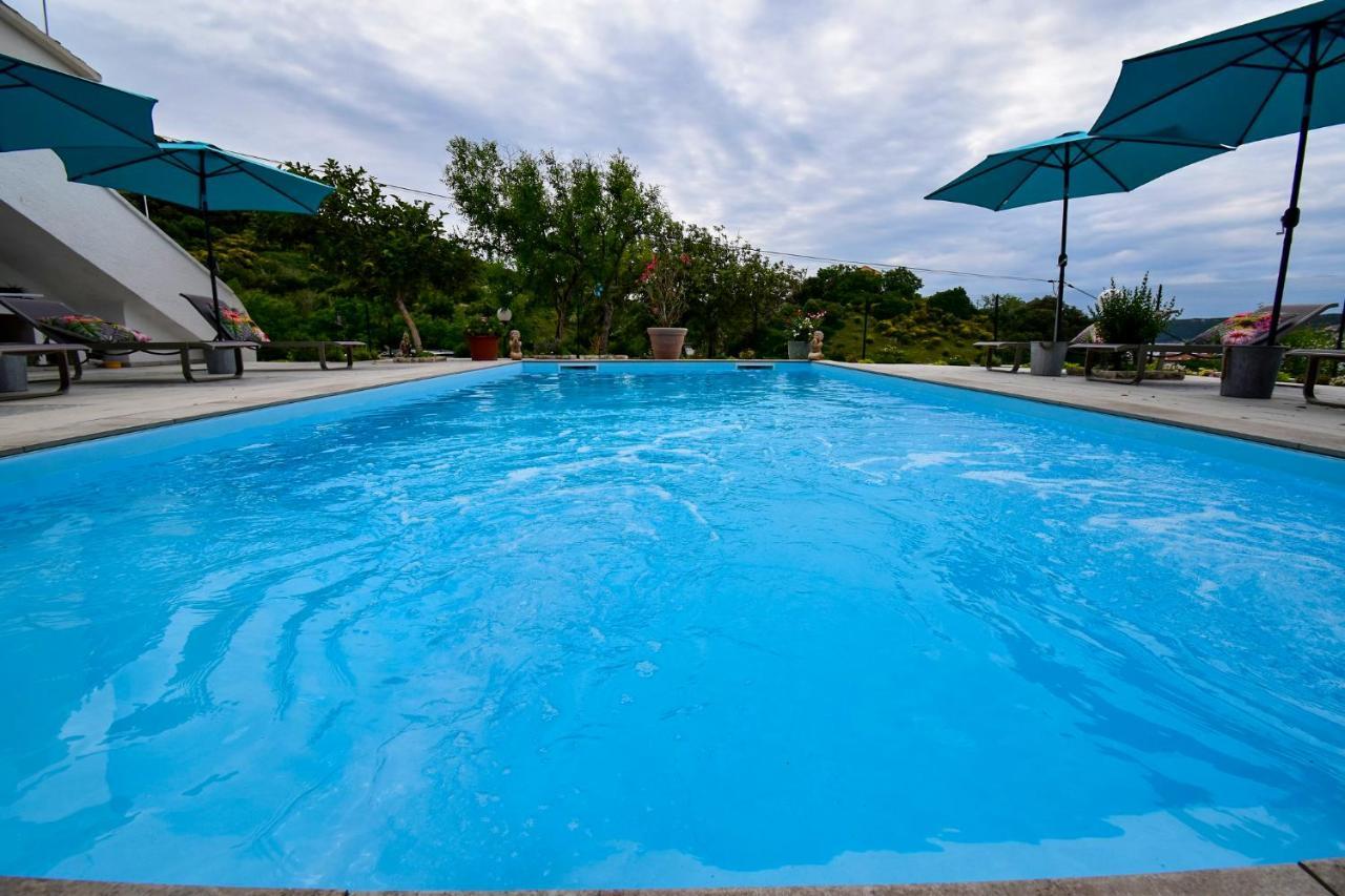 Villa Kristina Rab Supetarska Draga Ngoại thất bức ảnh